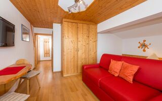 Zimmer mit Couch